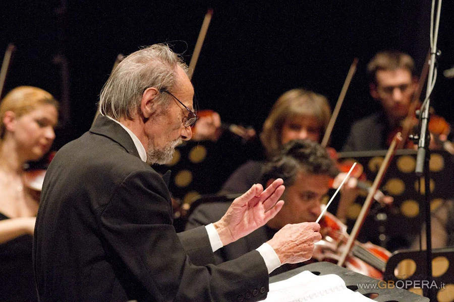 FRANCO PIVA